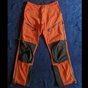 Fjallraven Bergtagen Trousers (US. 32)